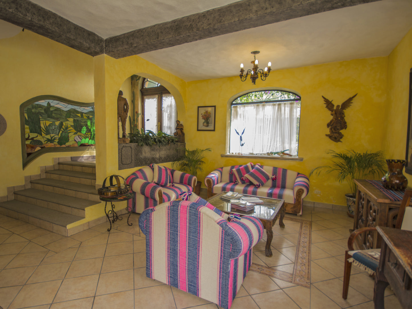 Living room, extendable to the outdoors terraces