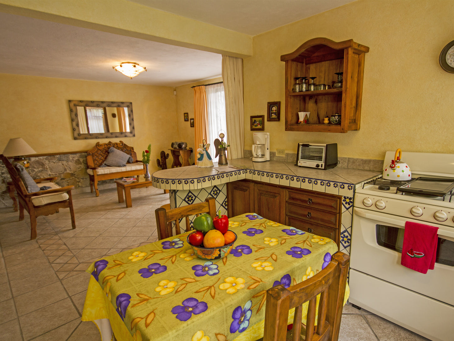 Living room seen from the dining arez